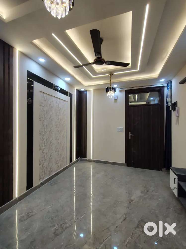 Consultant for real estate