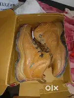 Red cheaf shoes  size 10 number