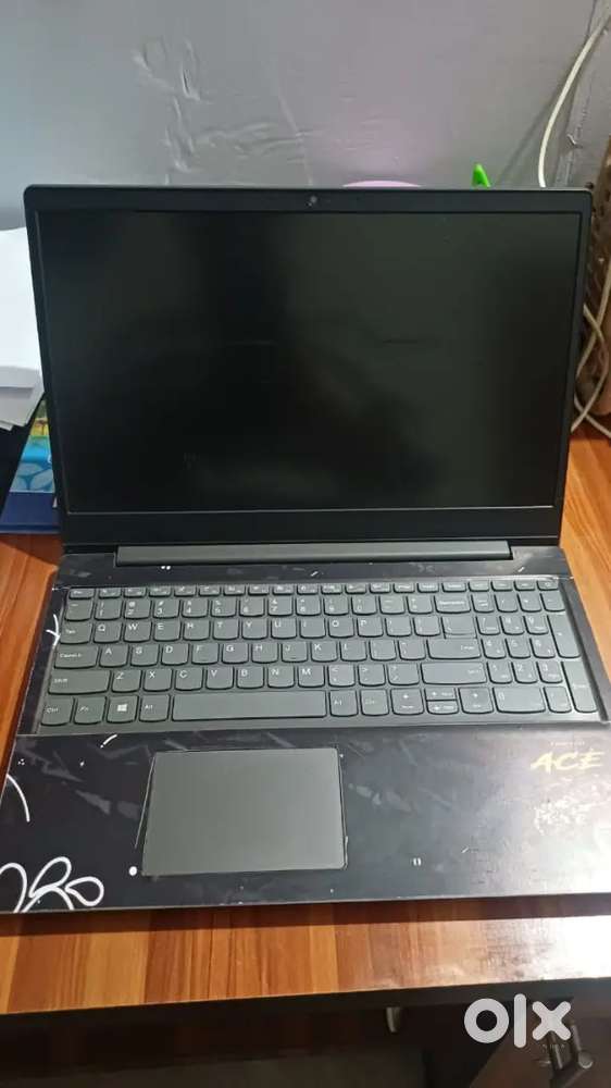 Laptop lenovo Ryzen 3