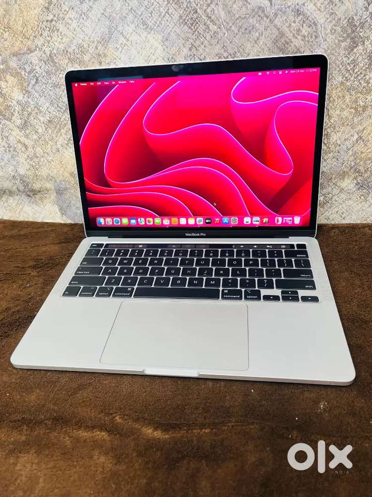 Pro 16gb Ram 1000Gb ssd Apple MacBook pro 13inch 2020 model