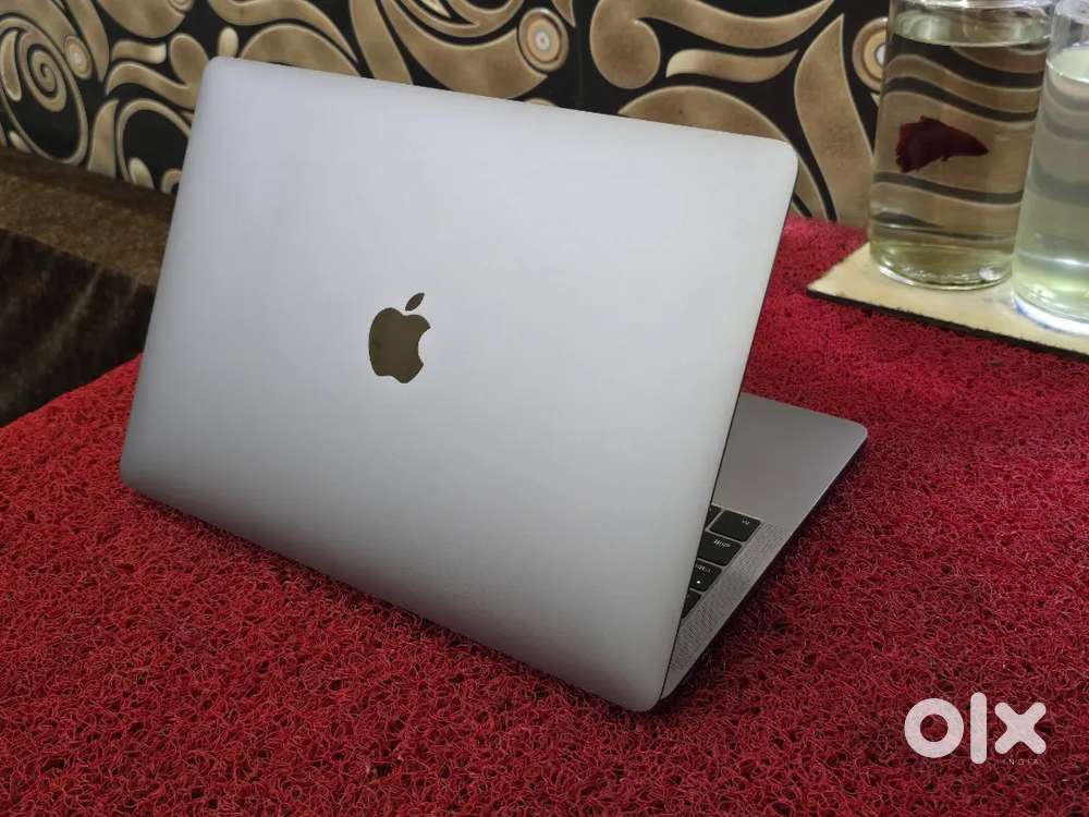 Apple Macbook Pro i5/16/256gb SSD 13inch Retina Display