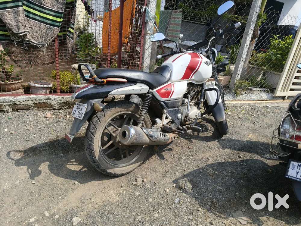 Bajaj v15  150 cc
