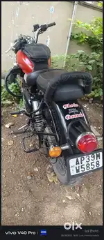 Reborn classic 350 full showroom condition no repairs