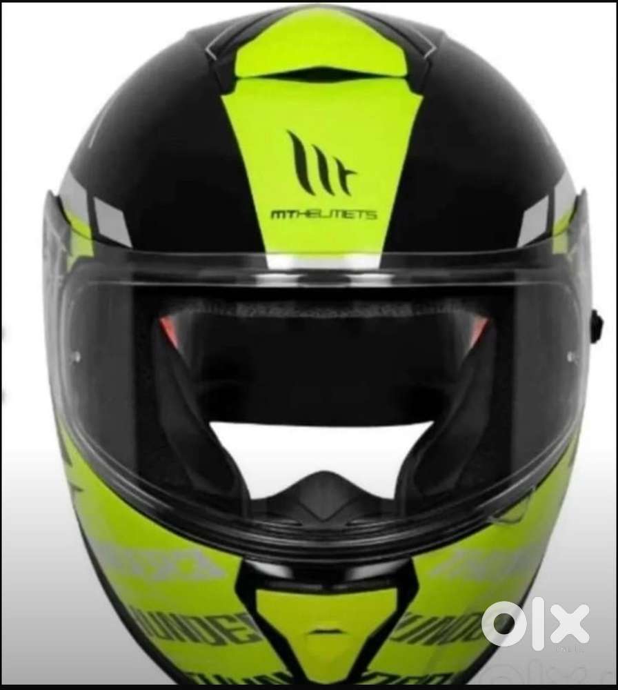 Brand new MT Thunder 3SV helmet