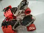 scating orange colour