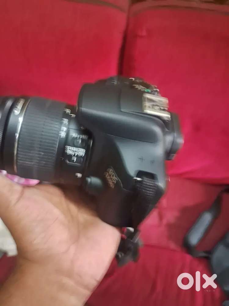 Canon1300d camera for sale rs 25000