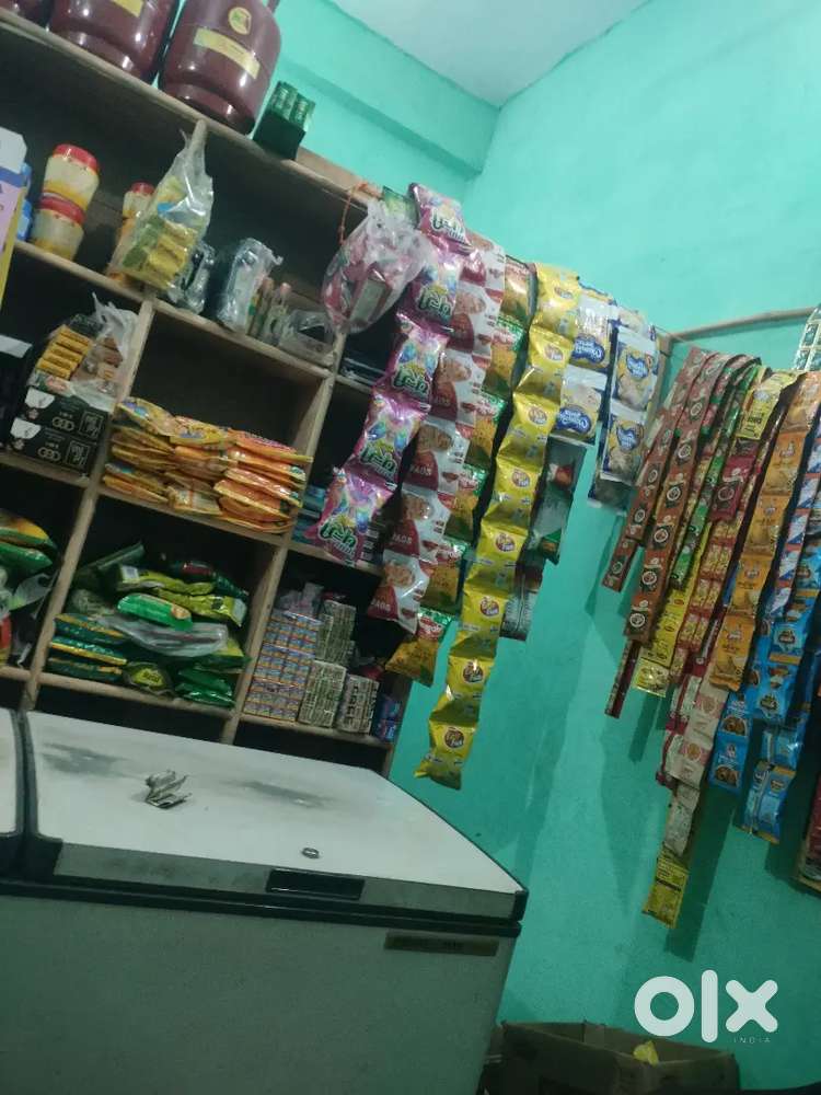 Shop for rent restaurant and shop showroom