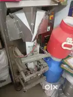 Milk packing machine
