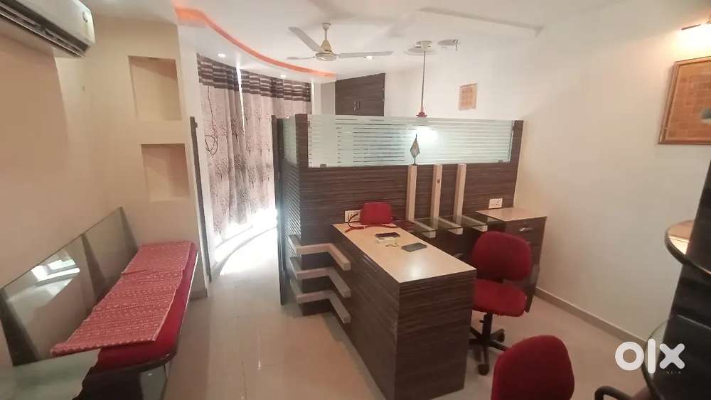 Full furnished 300sqft office with attach toilet for rent sayajigunj