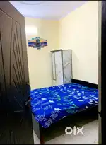 ROOM ON RENT FOR BOYS