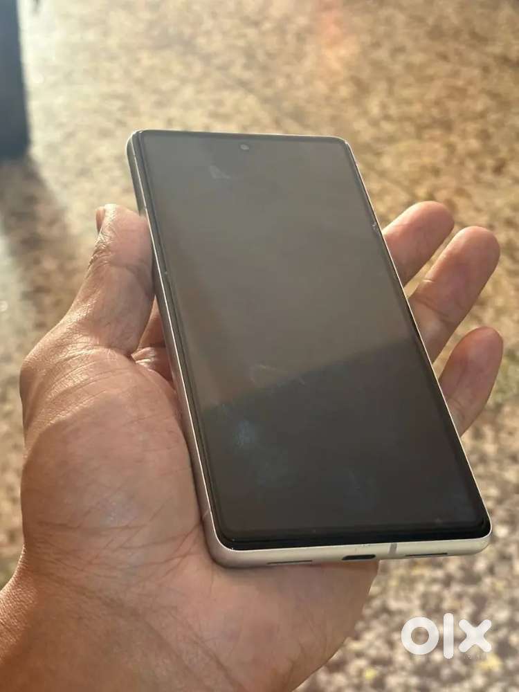 Pixel 7 128 gb 5 month warranty left