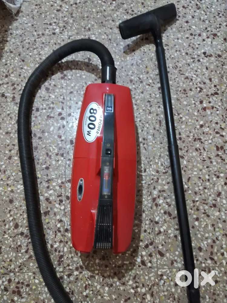 BPL Vacuum cleaner, 800w Delux