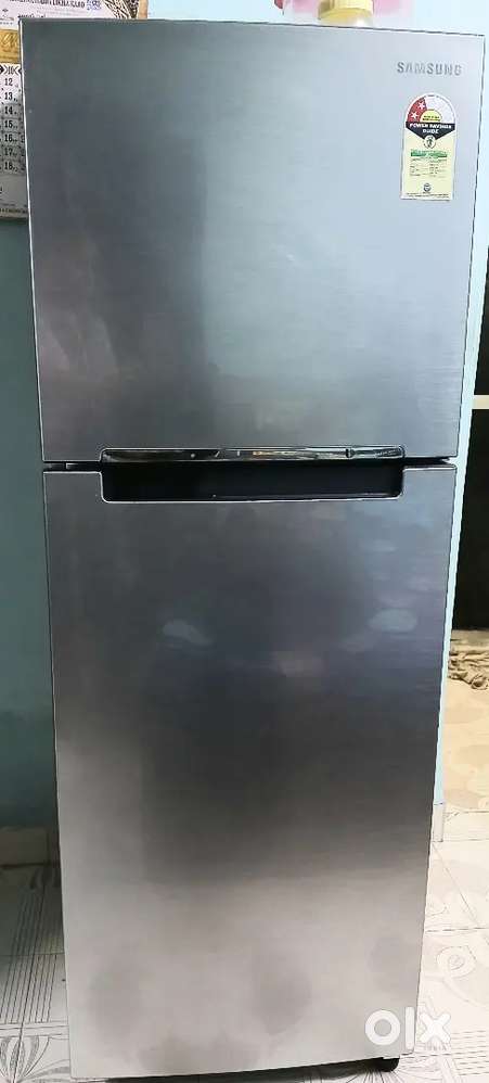 Refridgerator on urgent sale
