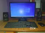 HP Desktop PC with Speakers