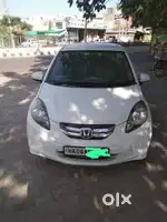 Honda amaze HR NUMBER good car with complete papers