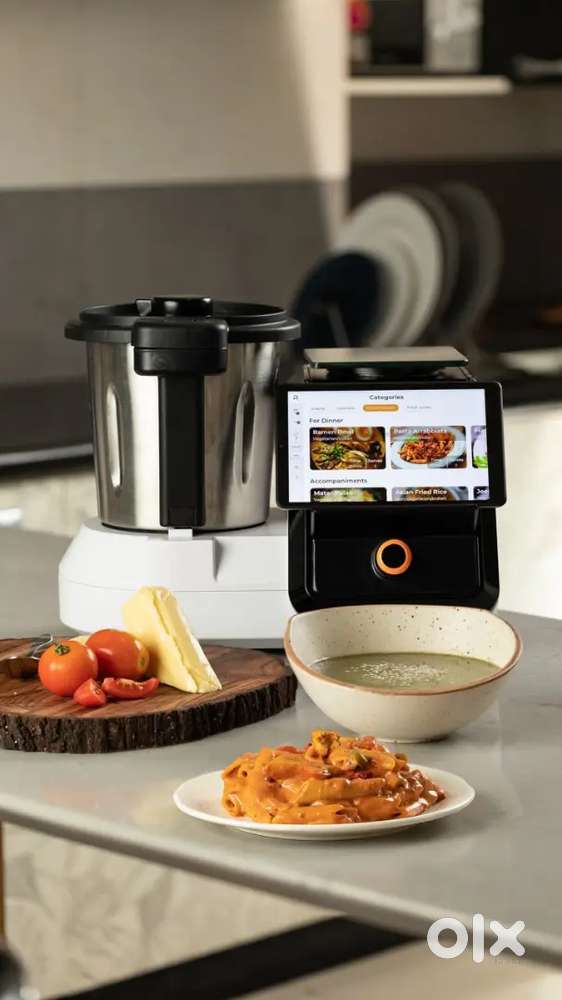 Delishup automatic cooking appliance, makes dishes automatically.