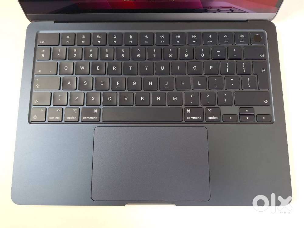MacBook Air M4 Air A3240 (2025)