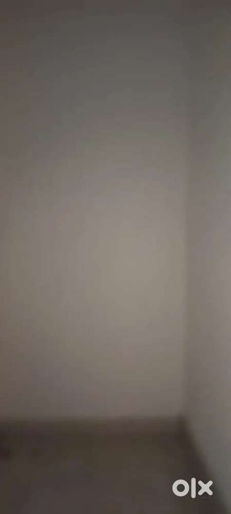 2 BHK ROOMS AVAILABLE HERE