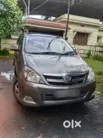Toyota Innova 2011 Diesel Well Maintained