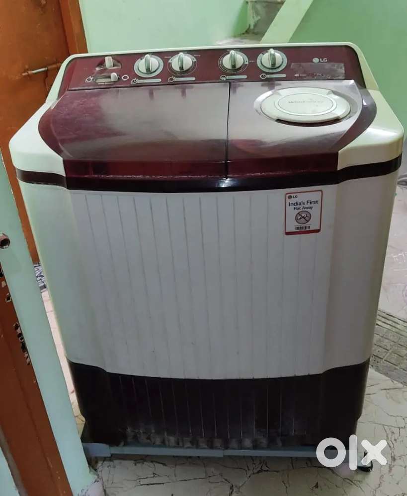 LG semiautomatic washing machine