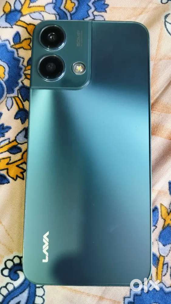Lava 02 8 128 GB