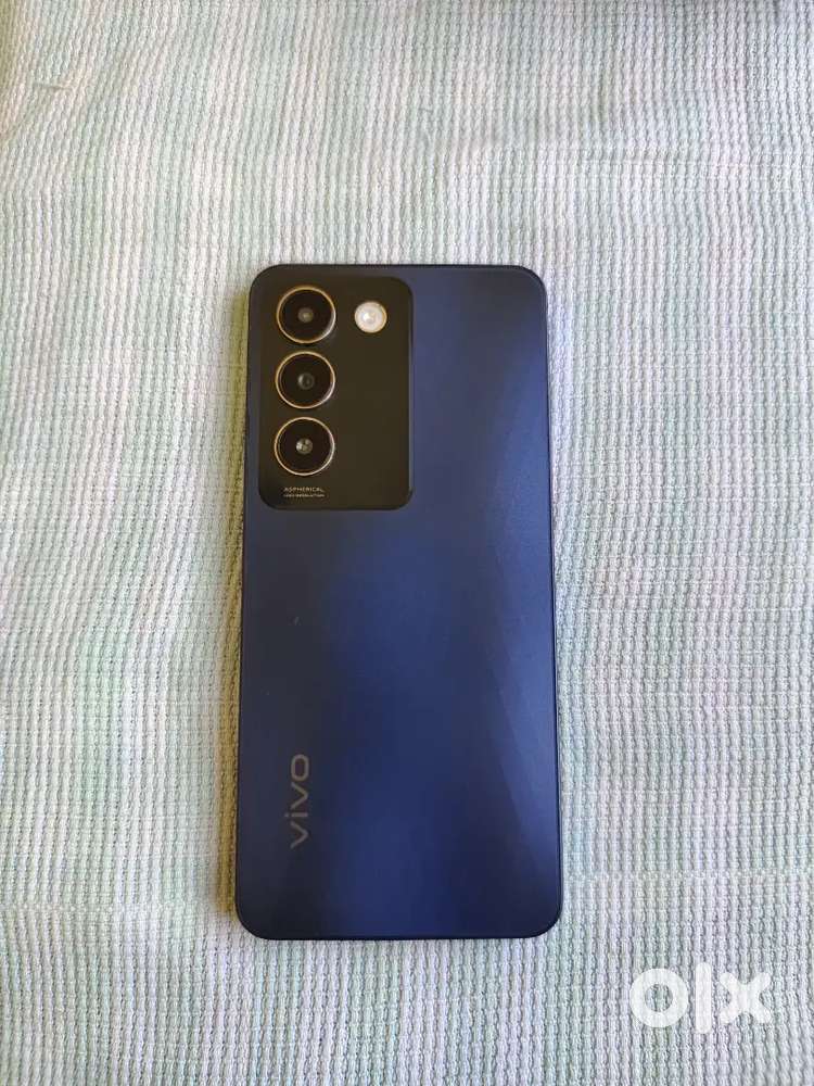 VIVO Y200e 5G (8GB +128GB) BLACK