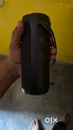 Jbl speaker good sound and bettry bakup