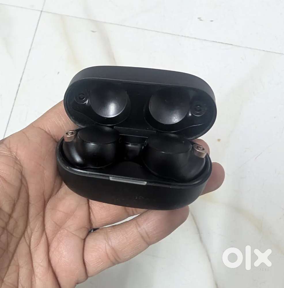 Sony WF-1000XM4  Flagship ANC 
Excellent Condition  LDAC