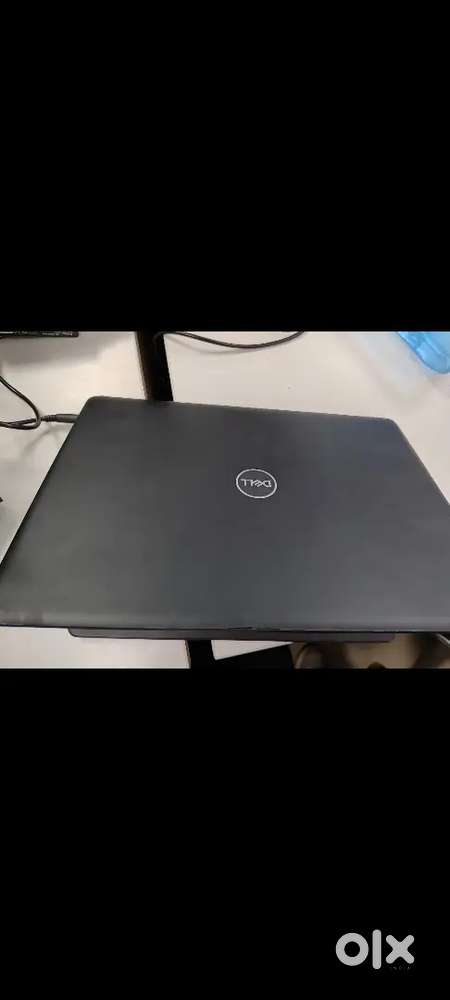 Dell Laptop i5 8zen very argent sell