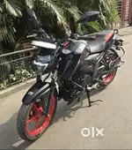 TVS Apache RTR 1604V top model.
