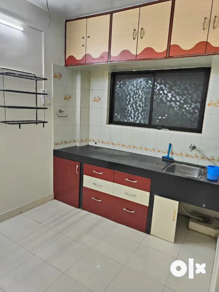 1bhk kitchen trolley Flat rent family Bharti vidyapeeth Katraj