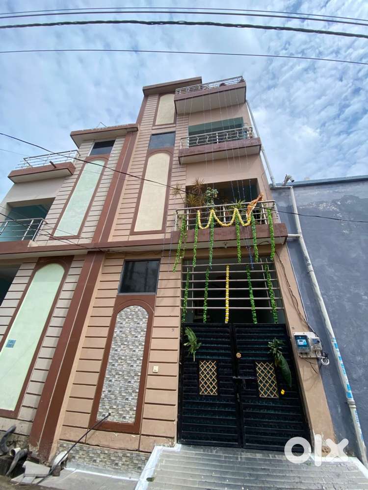 Raipur me 1 Room with Attached Bathroom & Balcony – Bachelor Allowed