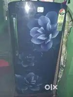 Samsung Fridge model sell only 1 year use