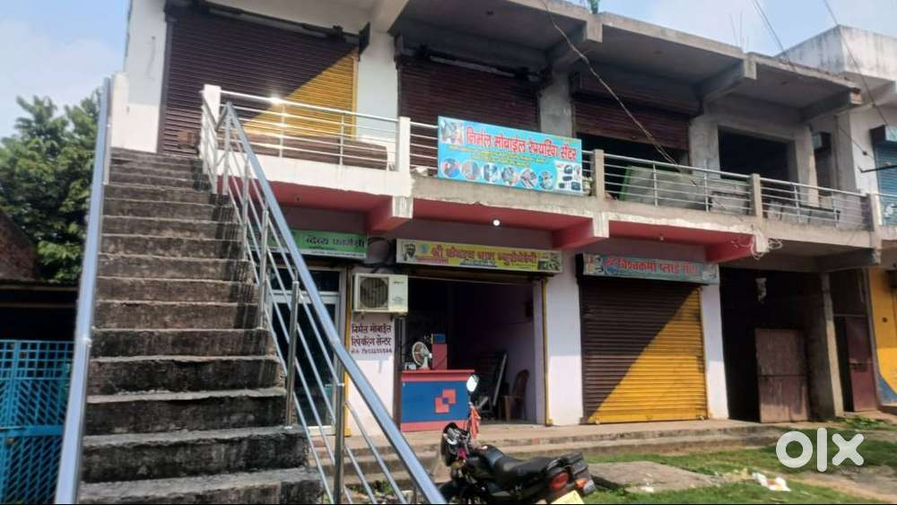 Prime 1st Floor Shop in the Heart of the Rajganj