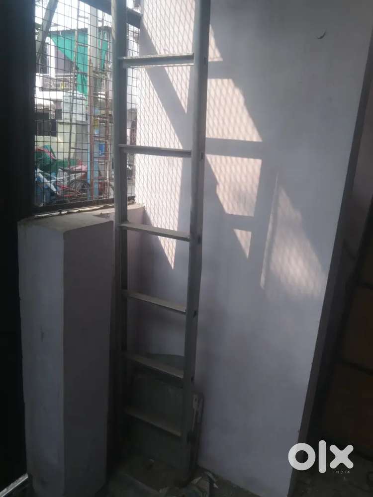 Lohe ki rack electronic Kanta and aluminium sidi