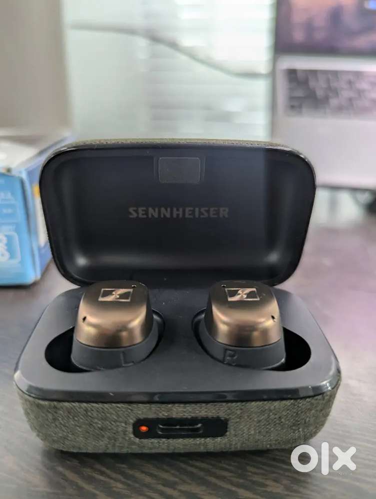 Sennheiser momentum 4