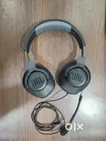 JBL Quantum 100 Headphones