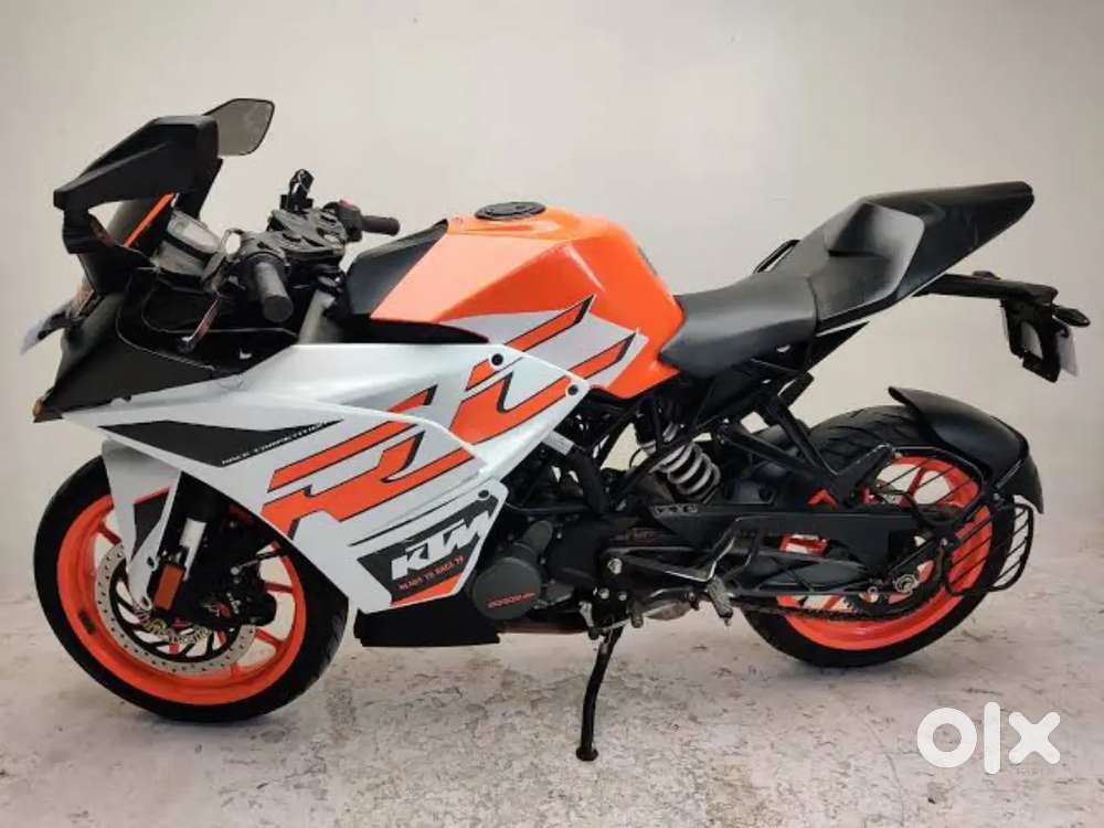 Ktm rc brand new showroom condition not a single scretch