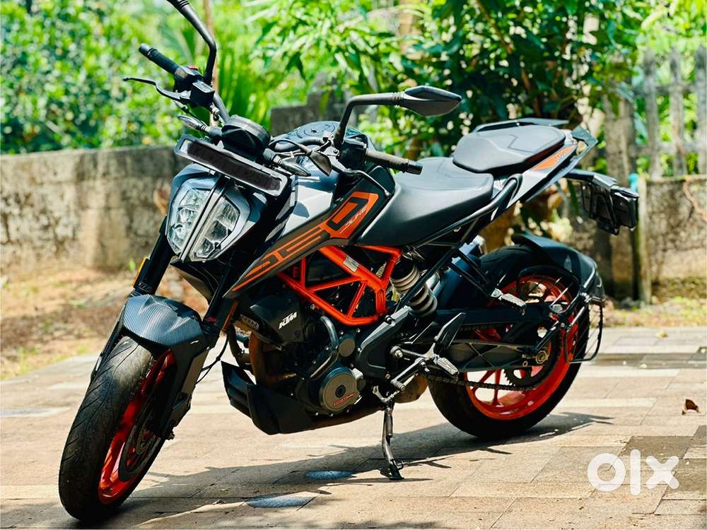 Duke 250 ( Under warranty)