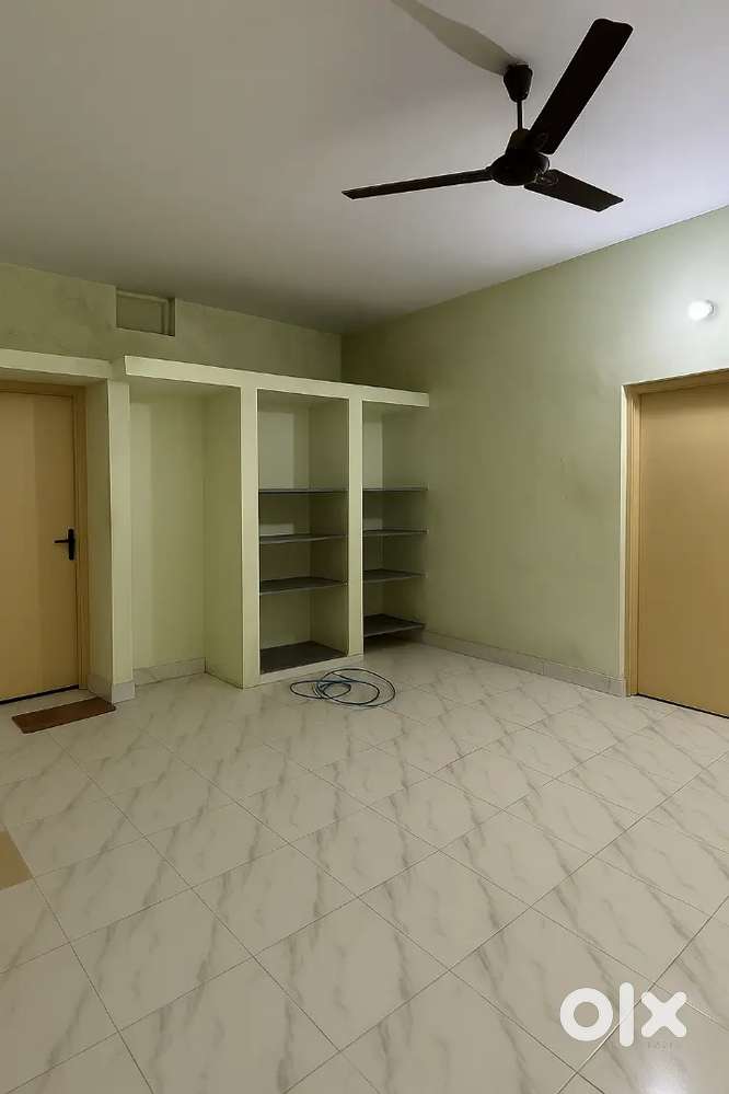 No restriction 1bhk cupls allowed nd bachlors