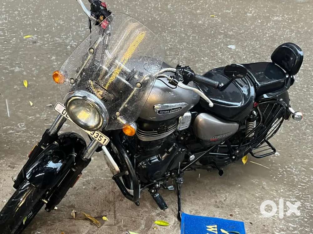 Brand new bike, scratch less, new tyre, allows, top model, unique colr