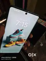 Vivo v27  Samsung s22 ultra