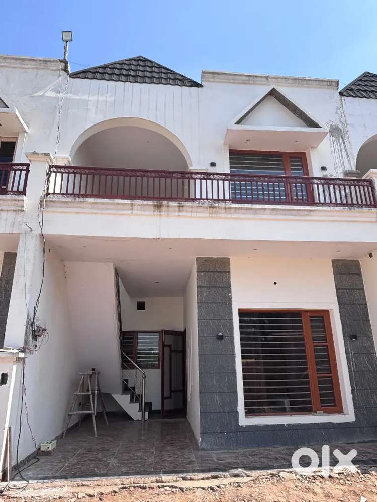 Special Diwali offer 3Bhk villa for sale Randhawa Road