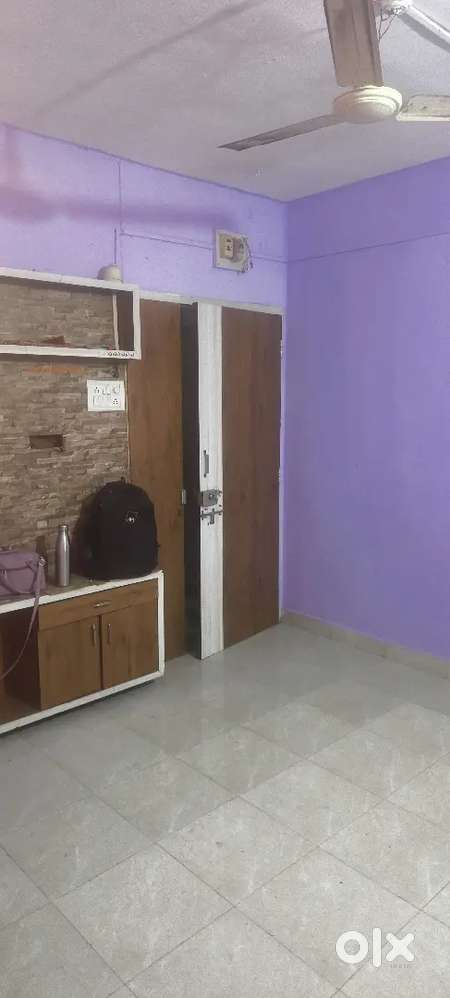 Sale Flat on 20'00000 rupees only rent 5500