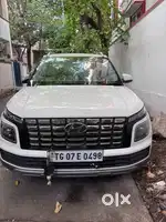 Hyundai Venue 2024 Petrol brand new 1 year old