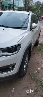 VIP NUMBER WELL MAINTAINED JEEP COMPASS WHITE 2018 LIMITED EDITION