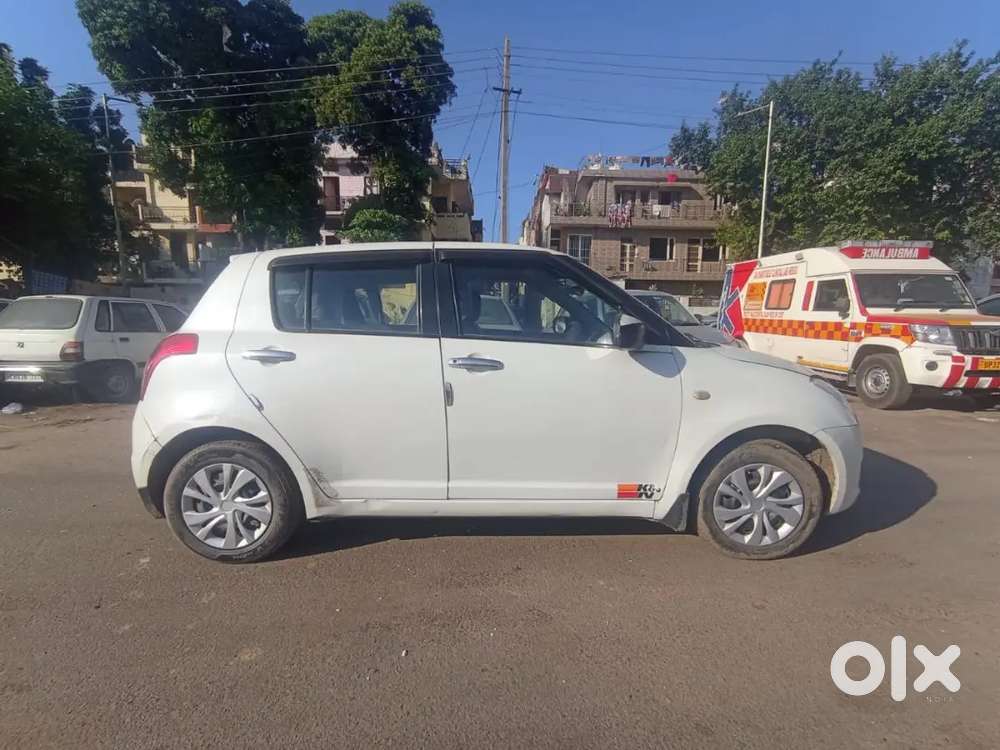 Maruti Suzuki Swift 2010 Petrol 145000 Km Driven