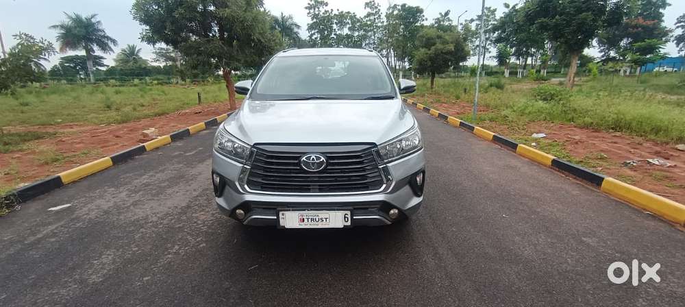 Toyota Innova Crysta [2020-ongoing] 2.4 GX 7 STR, 2021