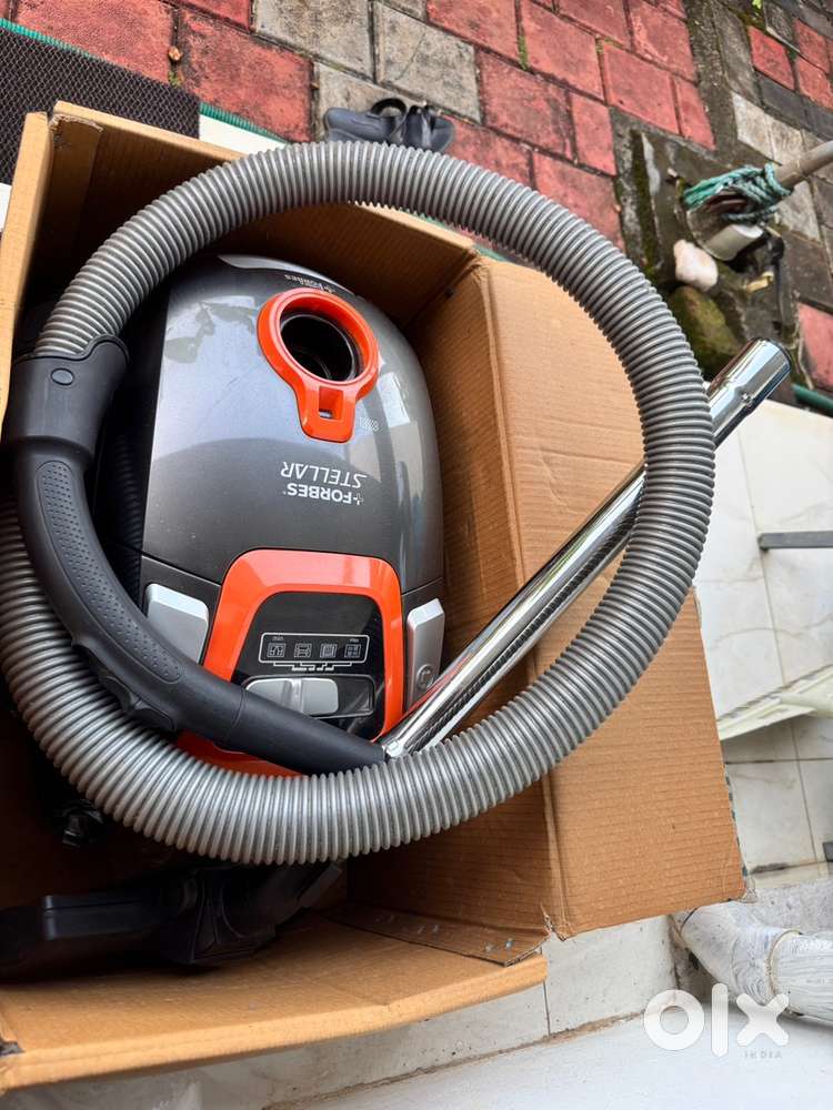 Vaccum Cleaner - Forbes Eureka