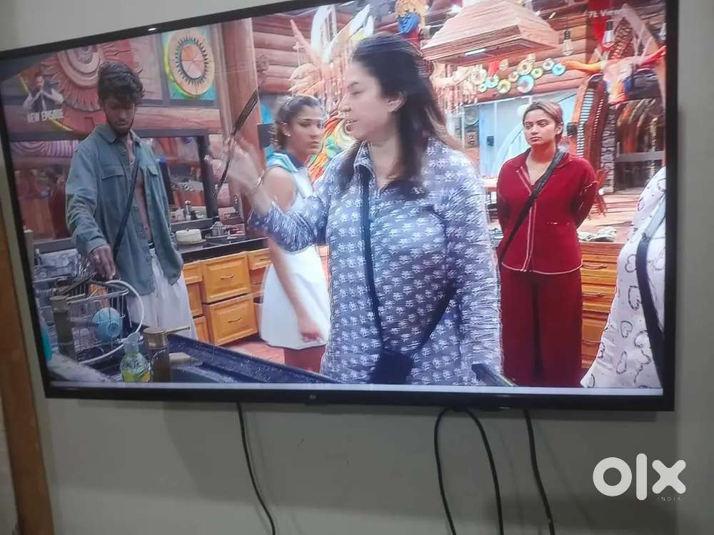 MI LED 43 Inch for sale for Rs 13000 only